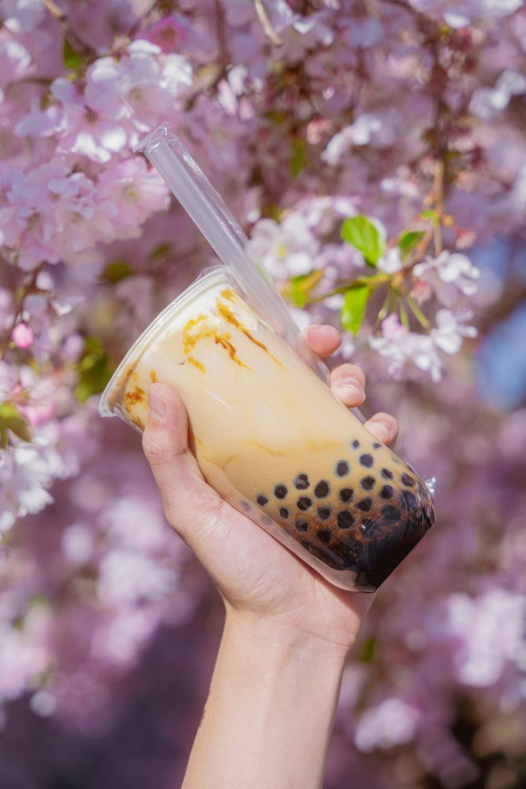 Cozy Fig Vanilla Milk Tea: Your New Favorite Comfort Drink